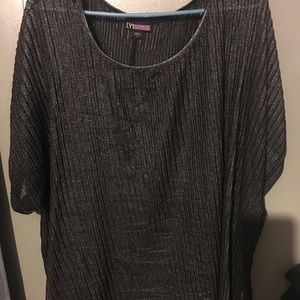 GREAT TOP!  3XL LYS Brand.